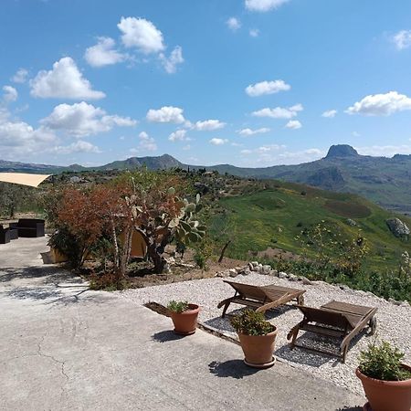 Casa Vacanze Sicilia Casteltermini Екстер'єр фото