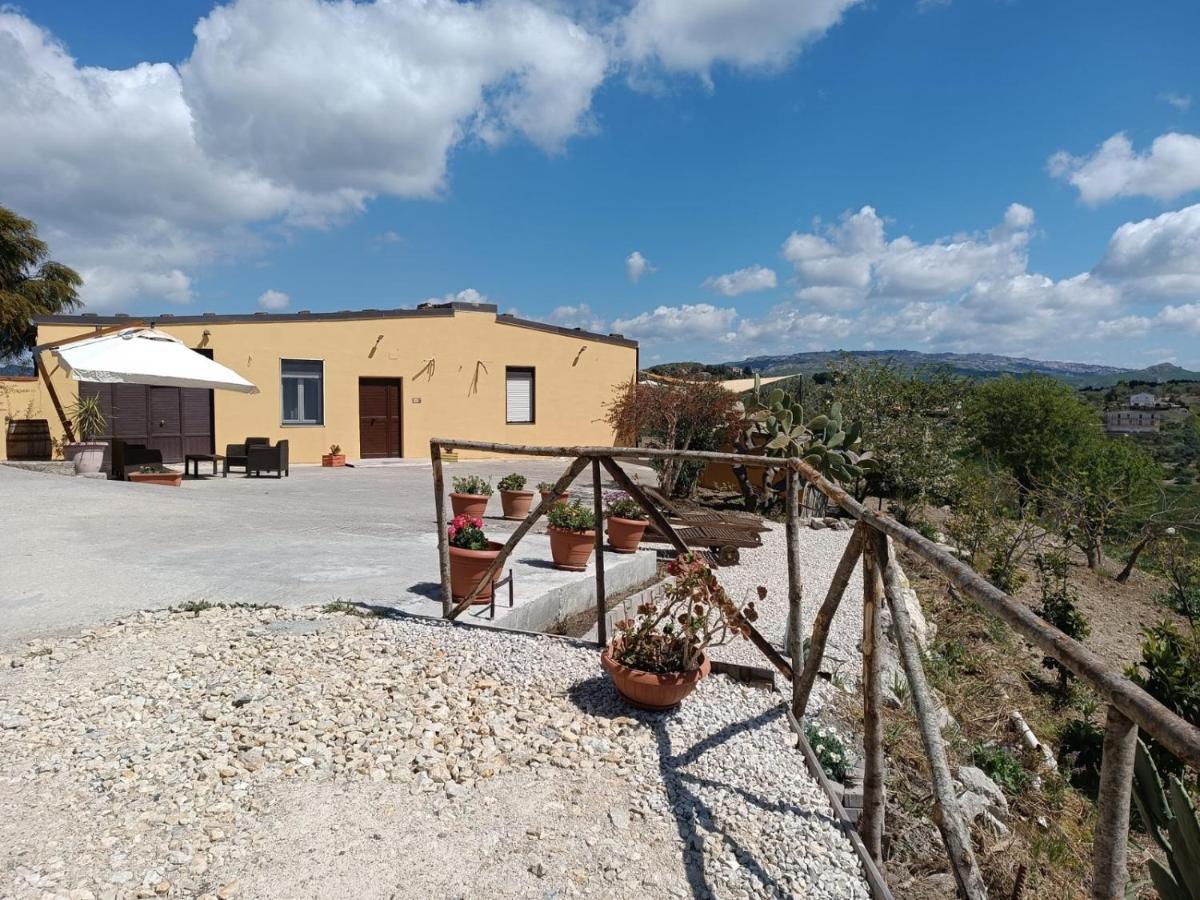 Casa Vacanze Sicilia Casteltermini Екстер'єр фото